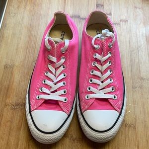 Pink converse